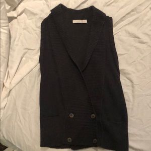 Cute crop sweater vest!